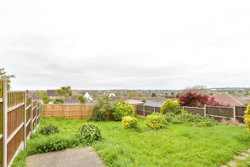 3 bed Detached Bungalow