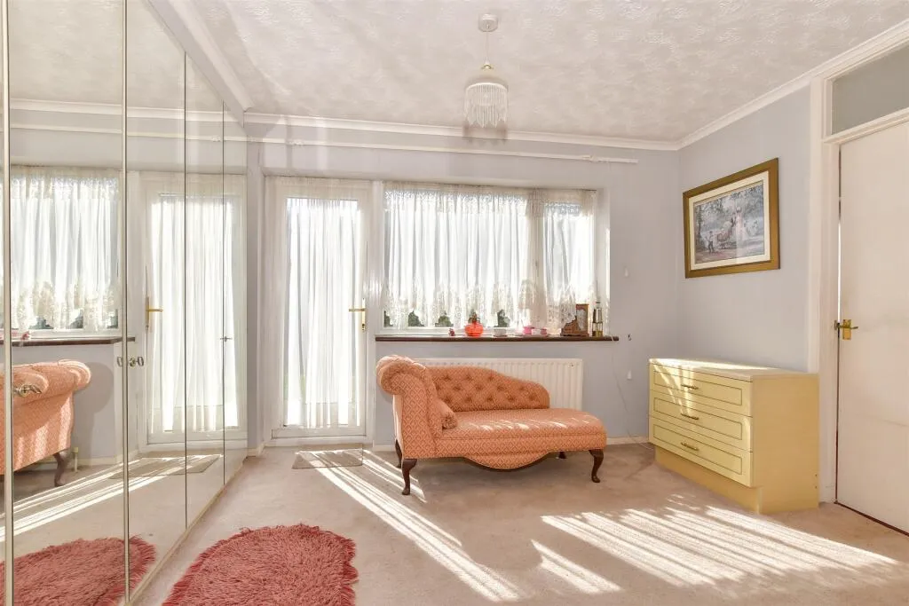 3 bed Detached Bungalow