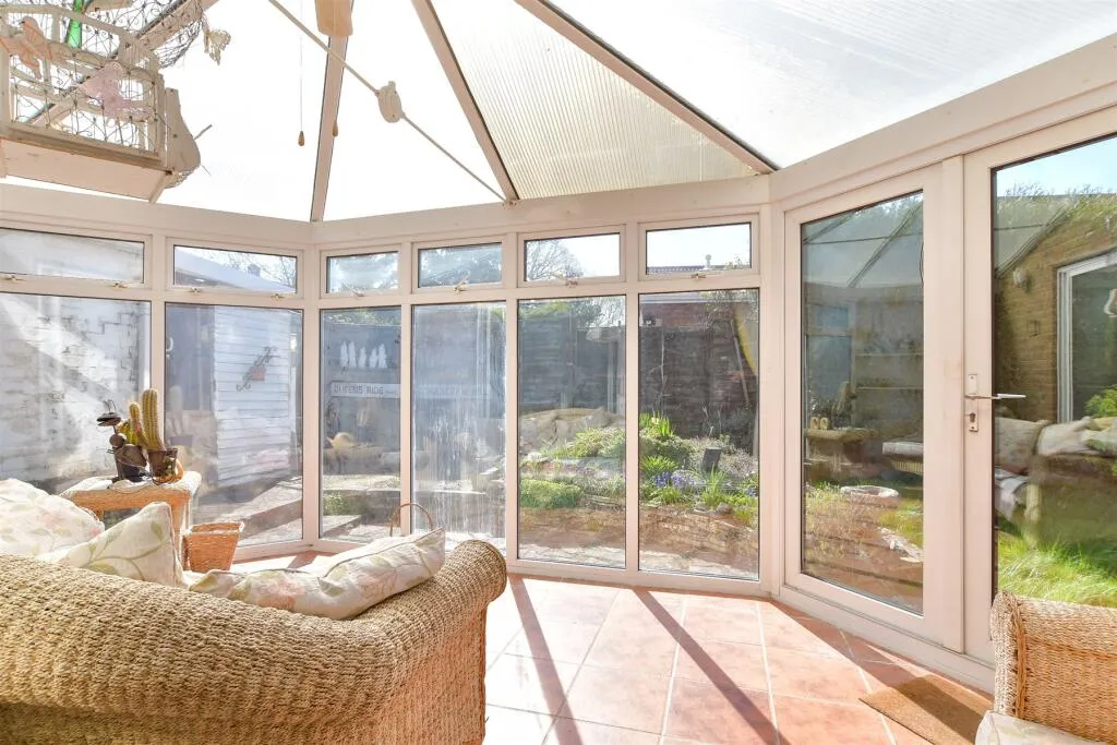 3 bed Detached Bungalow