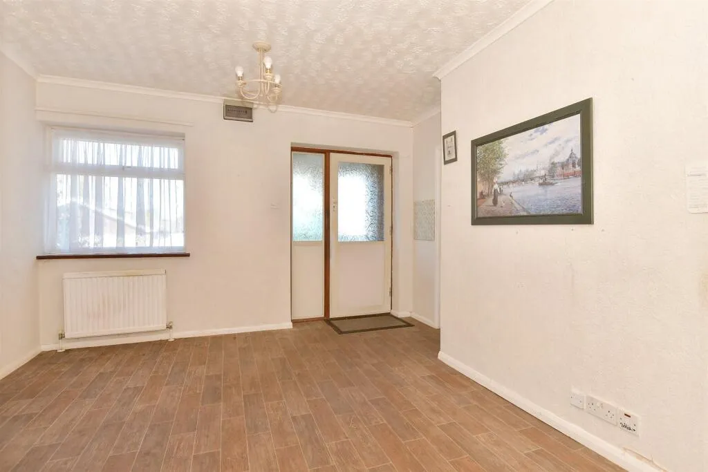 3 bed Detached Bungalow