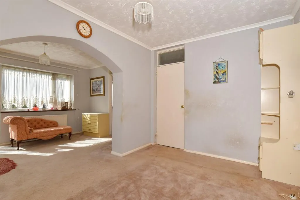 3 bed Detached Bungalow