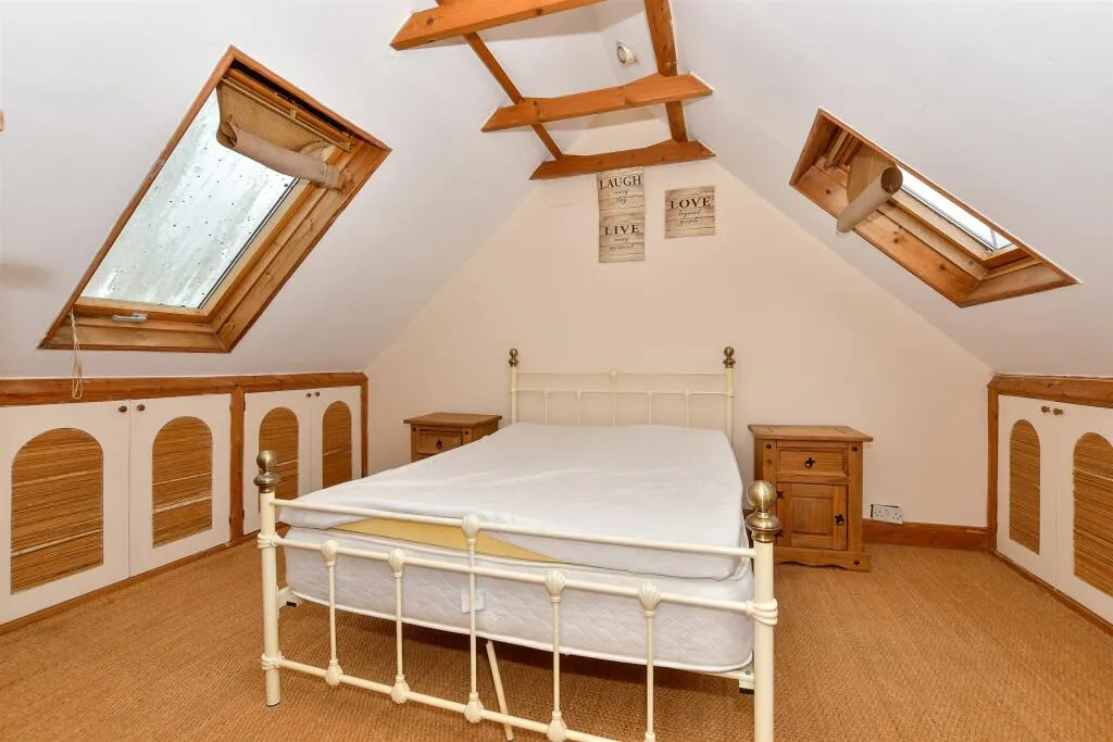 3 bed Terraced