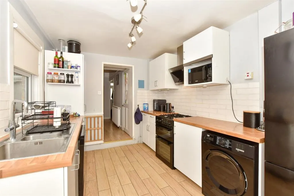 3 bed Terraced