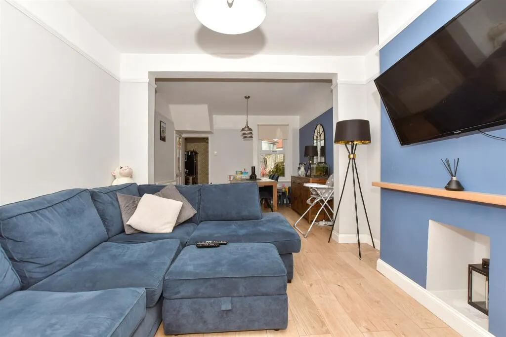 3 bed Terraced