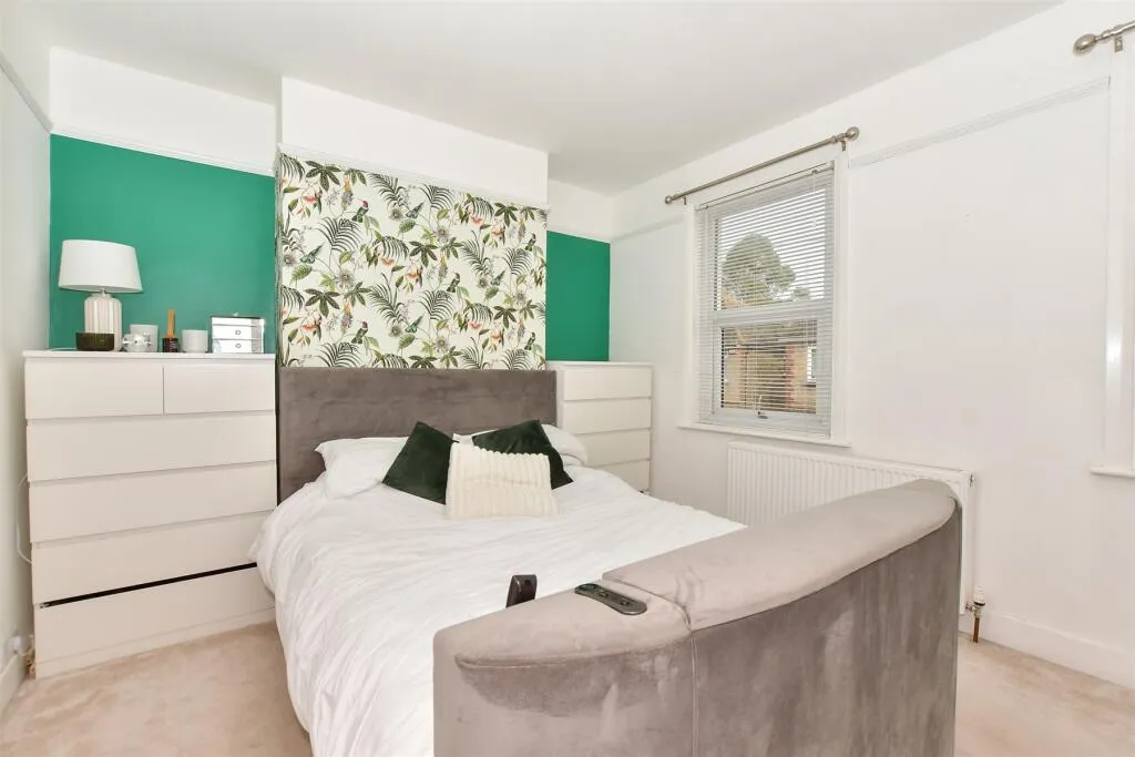 3 bed Terraced