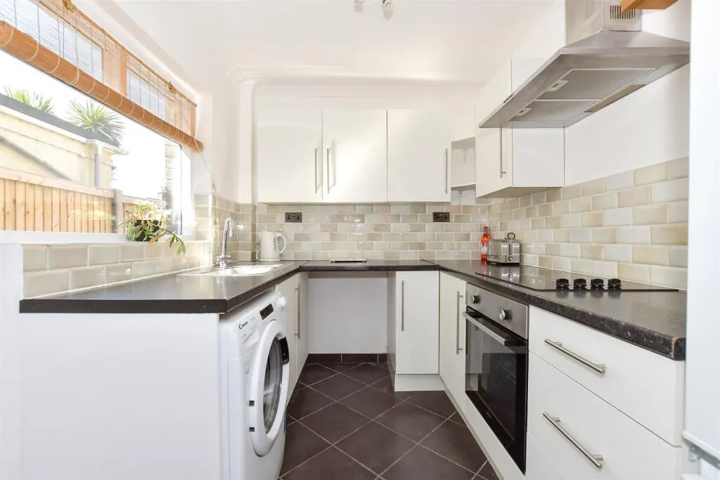 2 bed Terraced