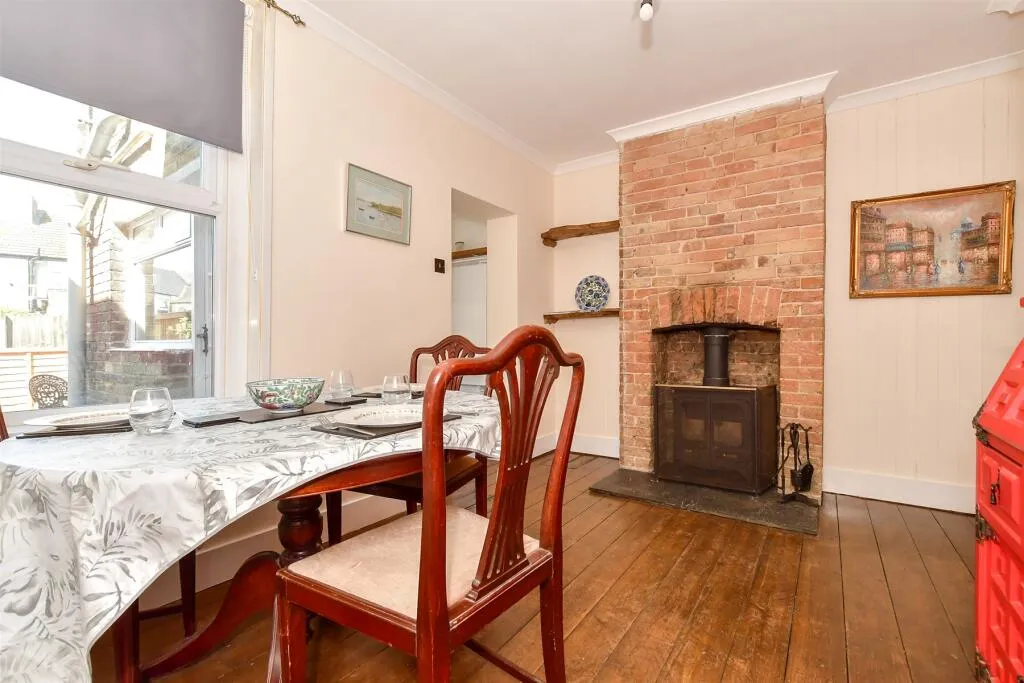 2 bed Terraced