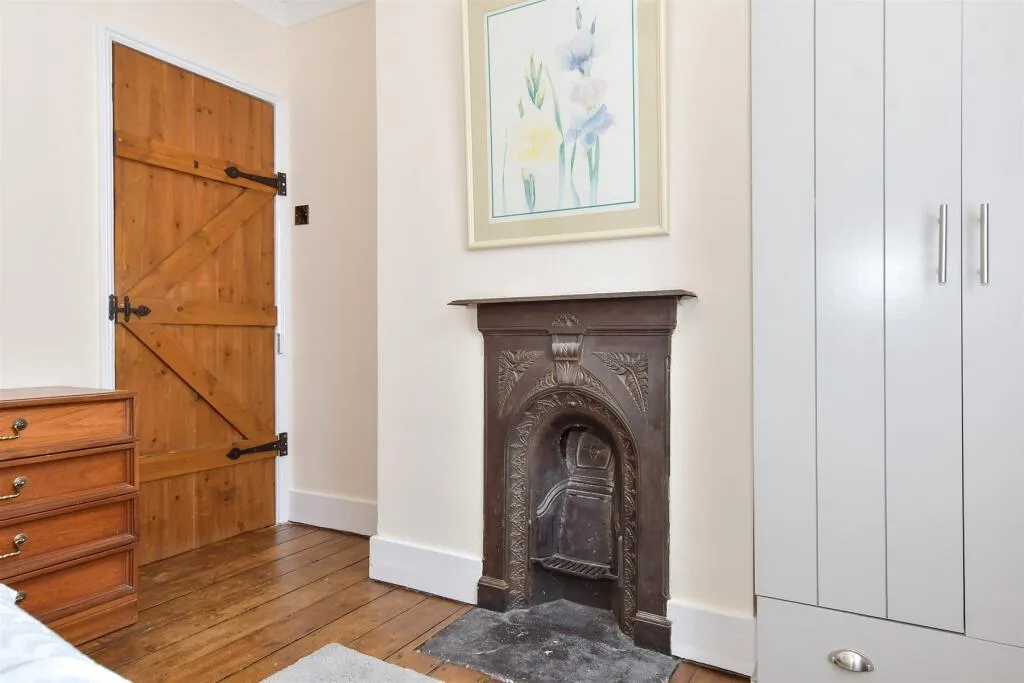 2 bed Terraced
