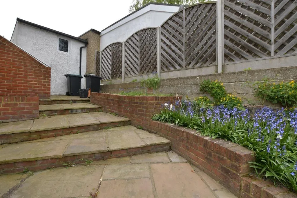 3 bed Semi-Detached