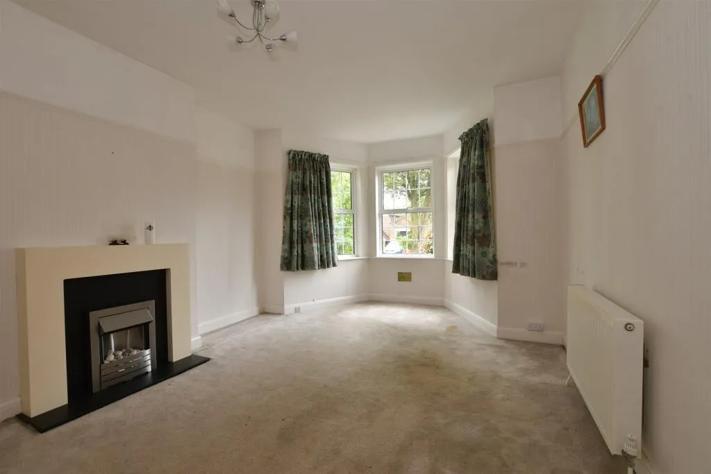 3 bed Semi-Detached