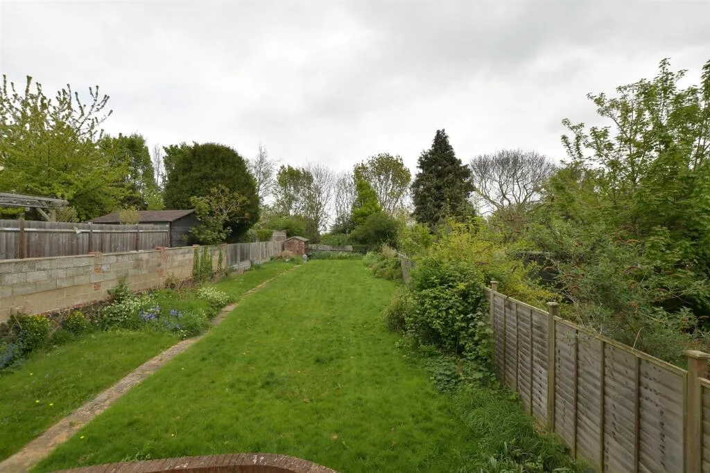 3 bed Semi-Detached