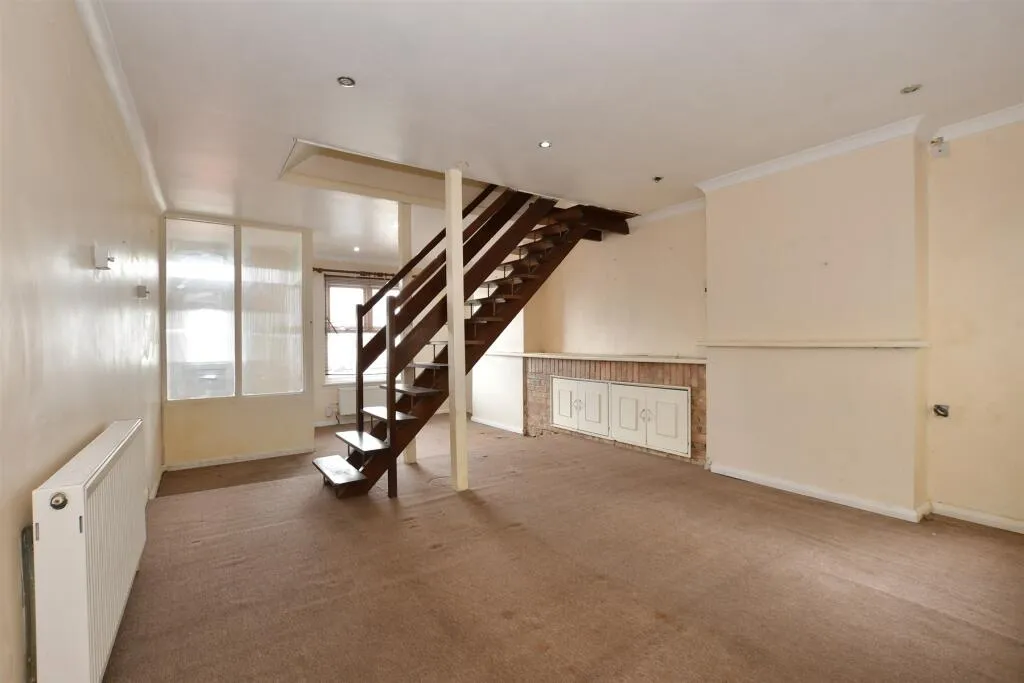 2 bed Terraced