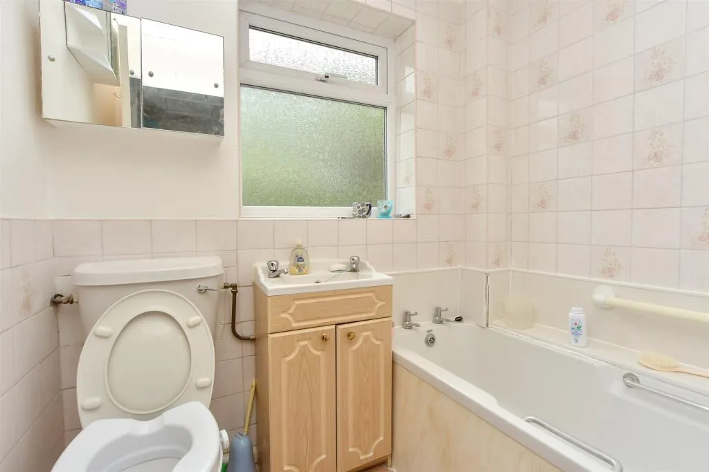 3 bed Semi-Detached