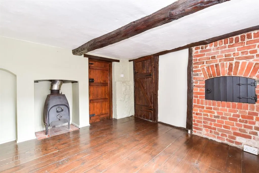 2 bed Semi-Detached