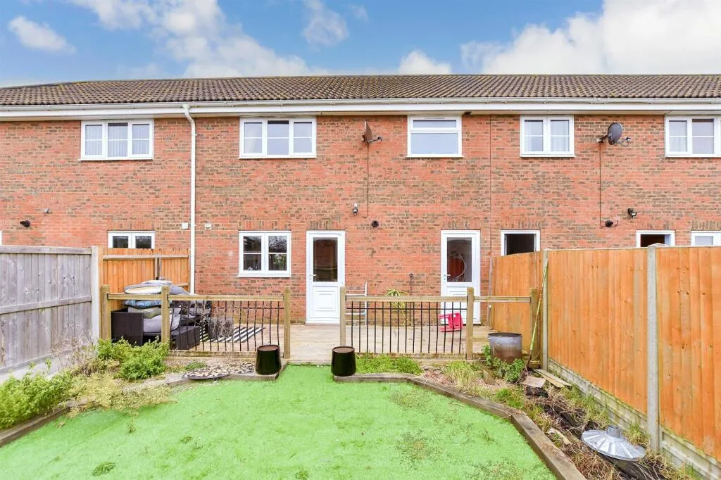 3 bed Semi-Detached