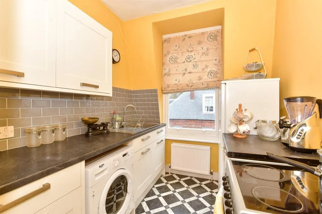 1 bed Apartment