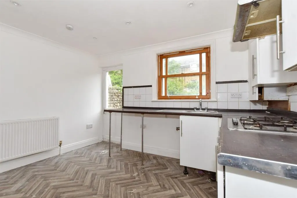3 bed Terraced
