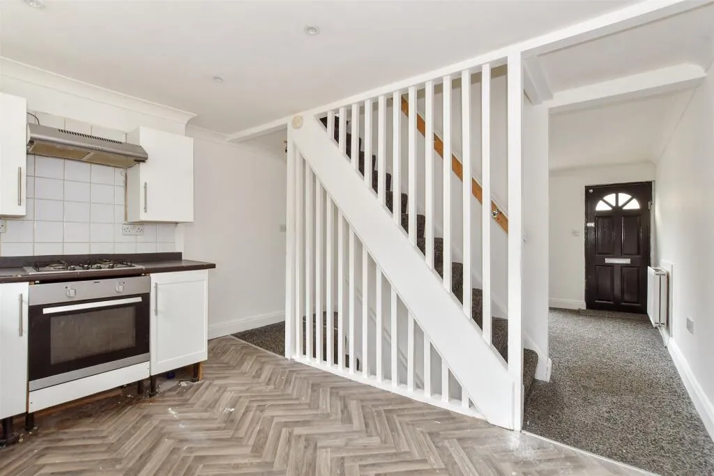 3 bed Terraced