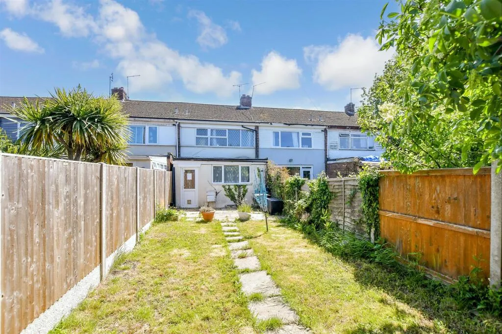 3 bed Terraced