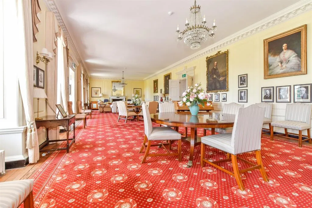 2 bed Apartment