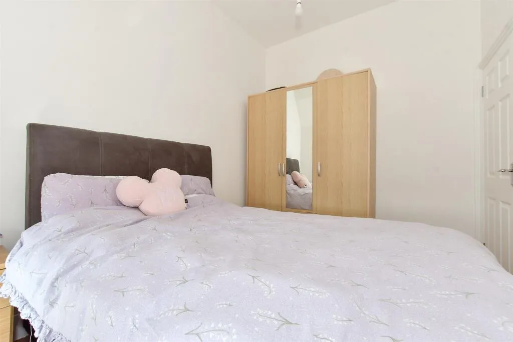 1 bed Apartment