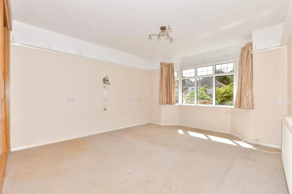2 bed Detached Bungalow