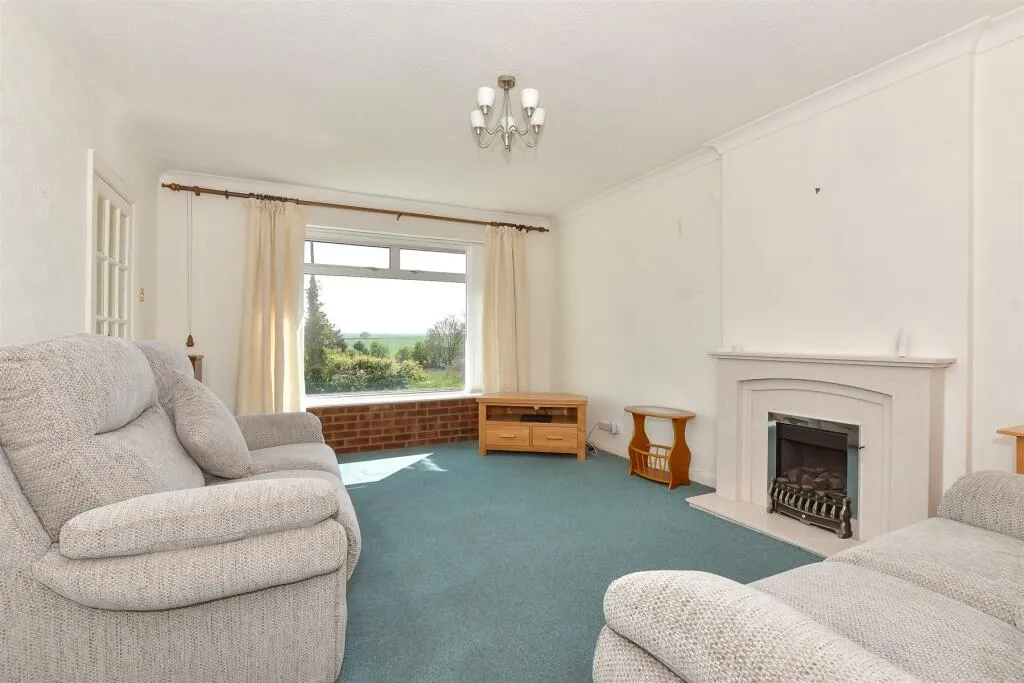 2 bed Detached Bungalow