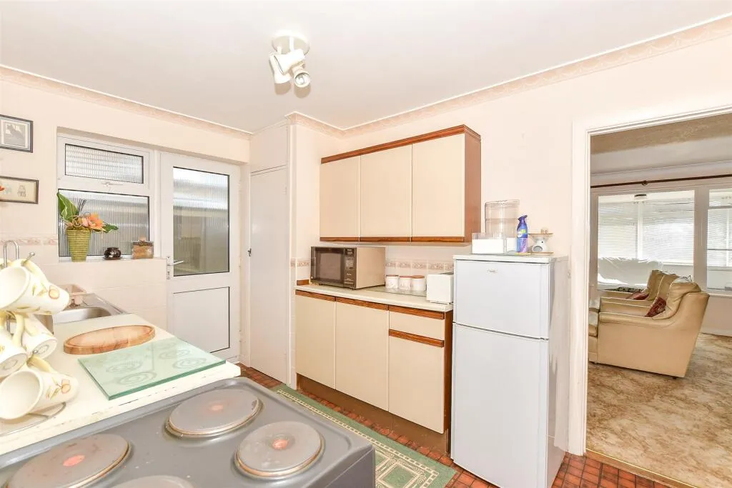 3 bed Detached Bungalow