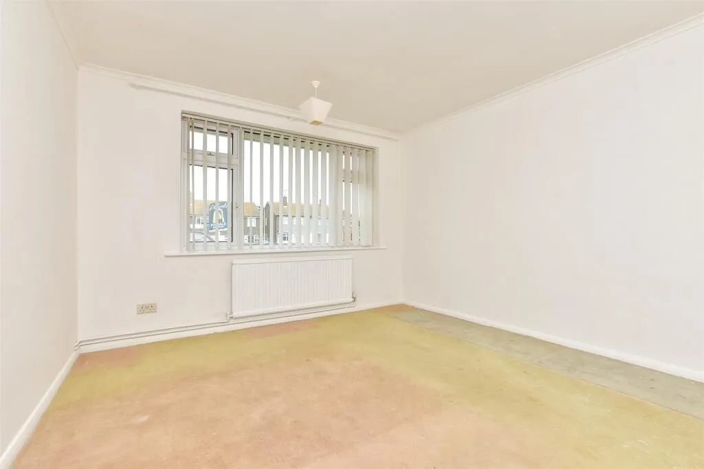 2 bed Semi-Detached Bungalow