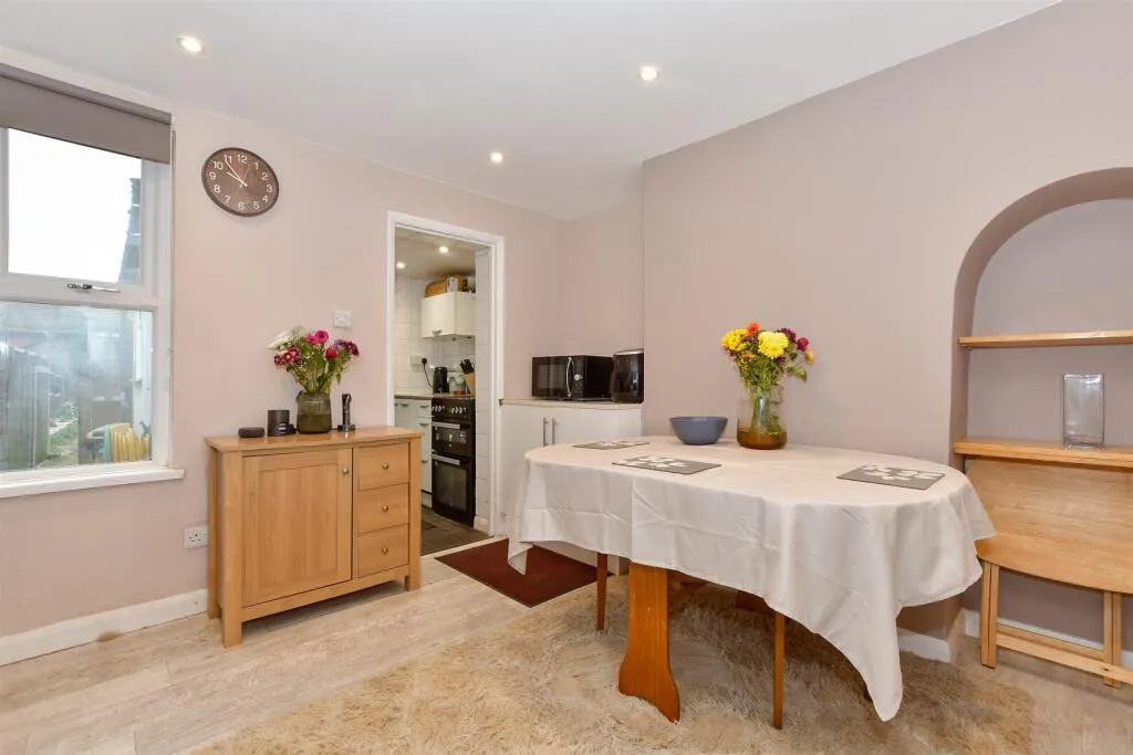3 bed Terraced