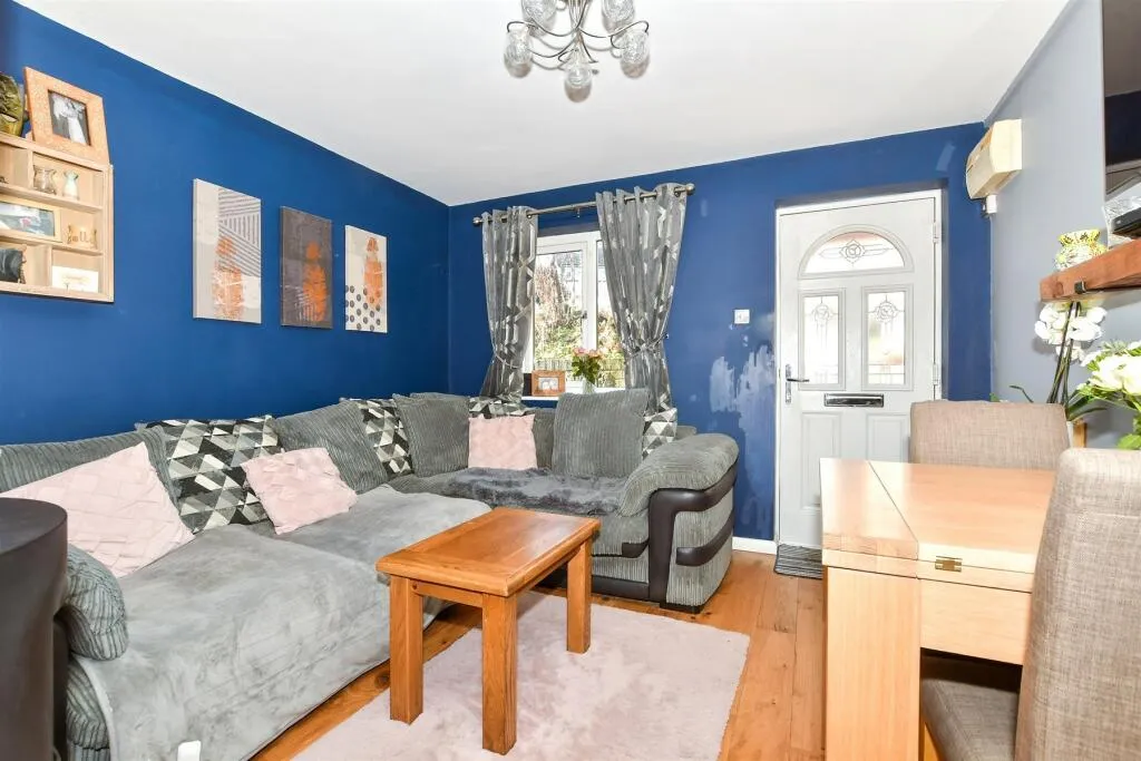 1 bed Maisonette