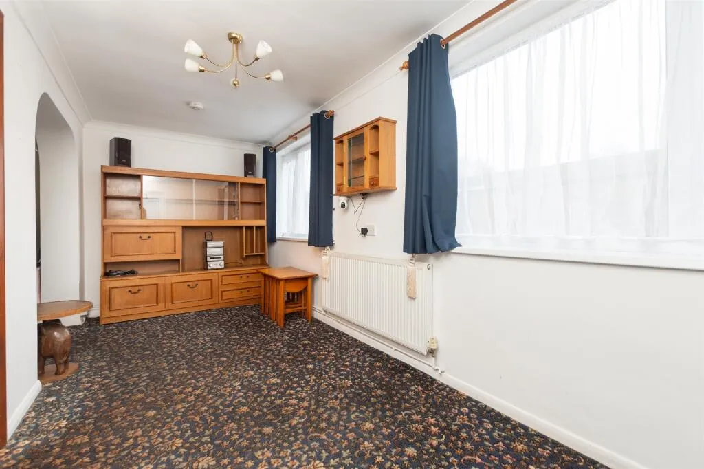 3 bed Detached Bungalow