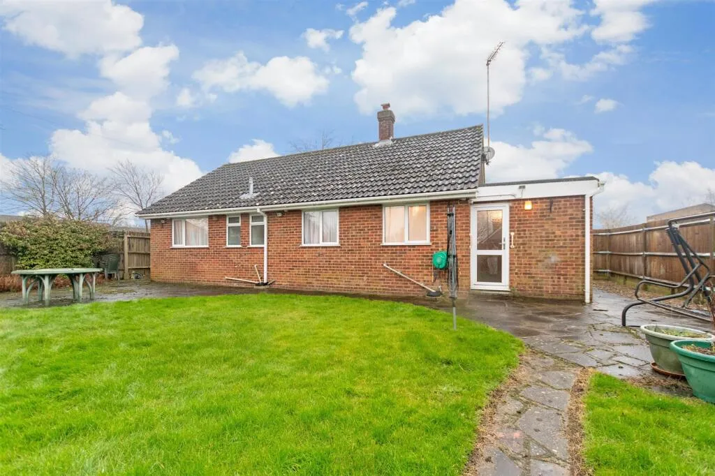 3 bed Detached Bungalow