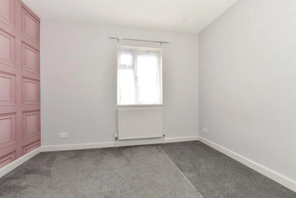 3 bed Terraced