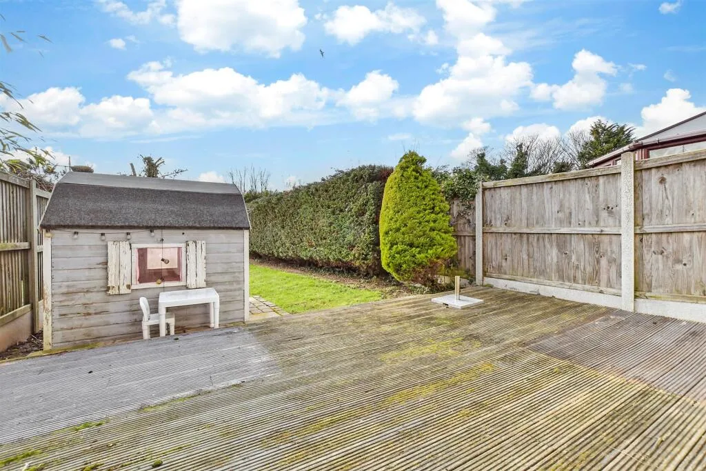 3 bed Terraced