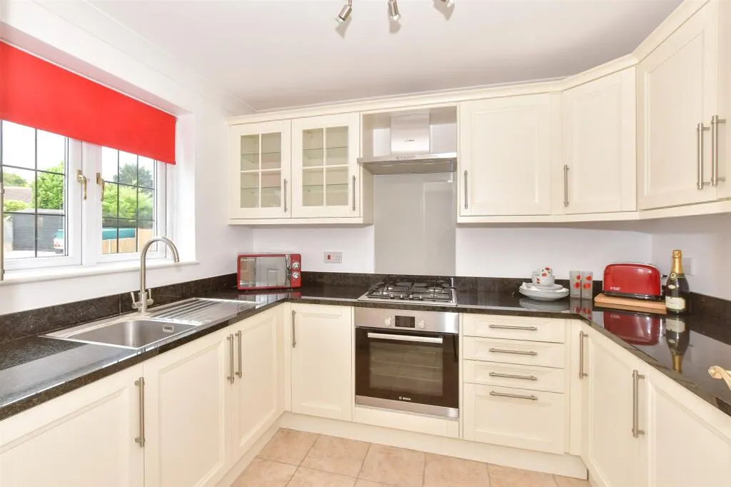 3 bed Semi-Detached