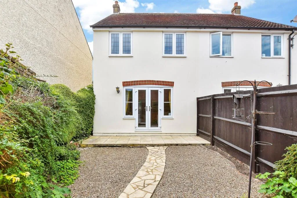 3 bed Semi-Detached
