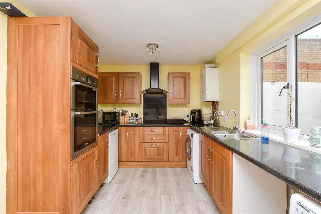 3 bed Detached