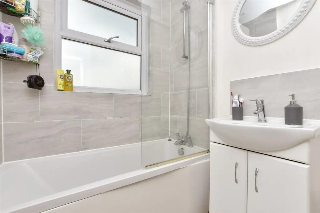 3 bed Detached