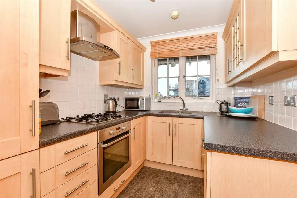 2 bed Apartment