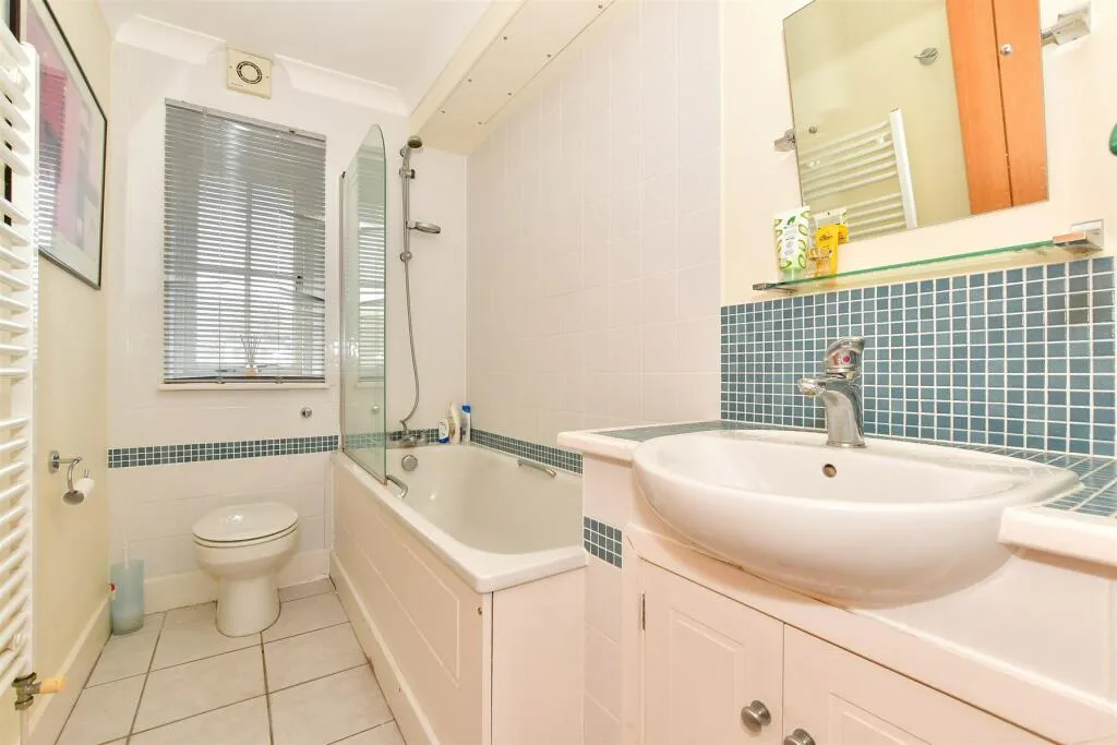 2 bed Apartment