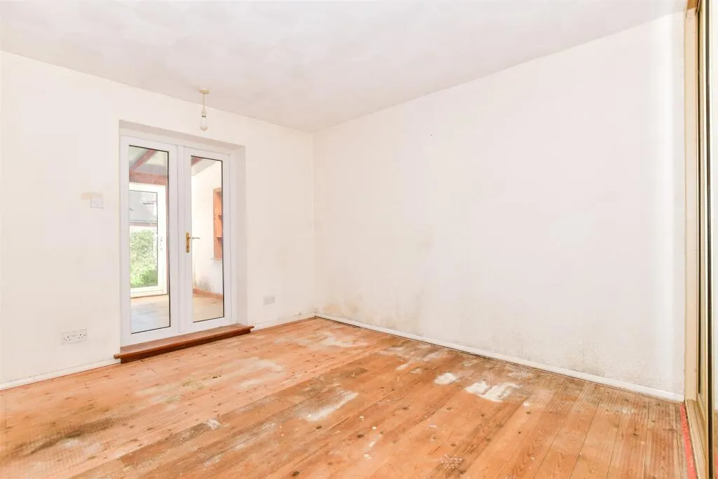 2 bed Bungalow
