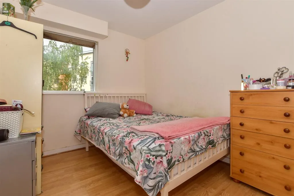 2 bed Apartment