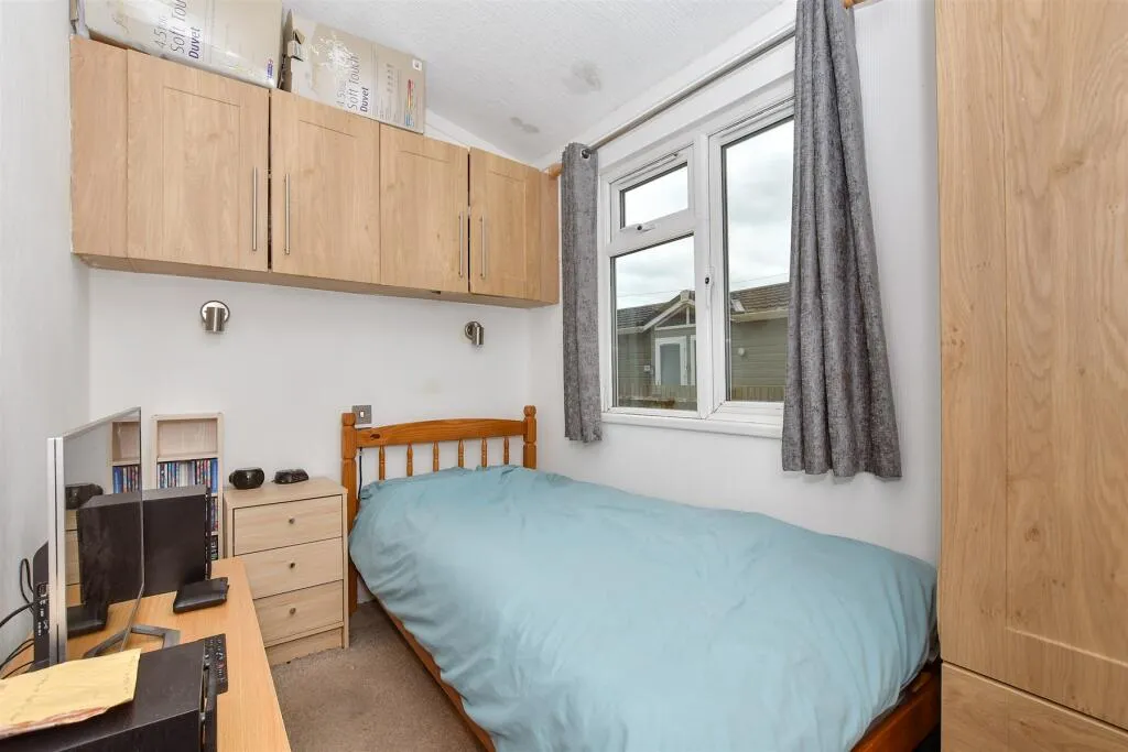 2 bed Park Home