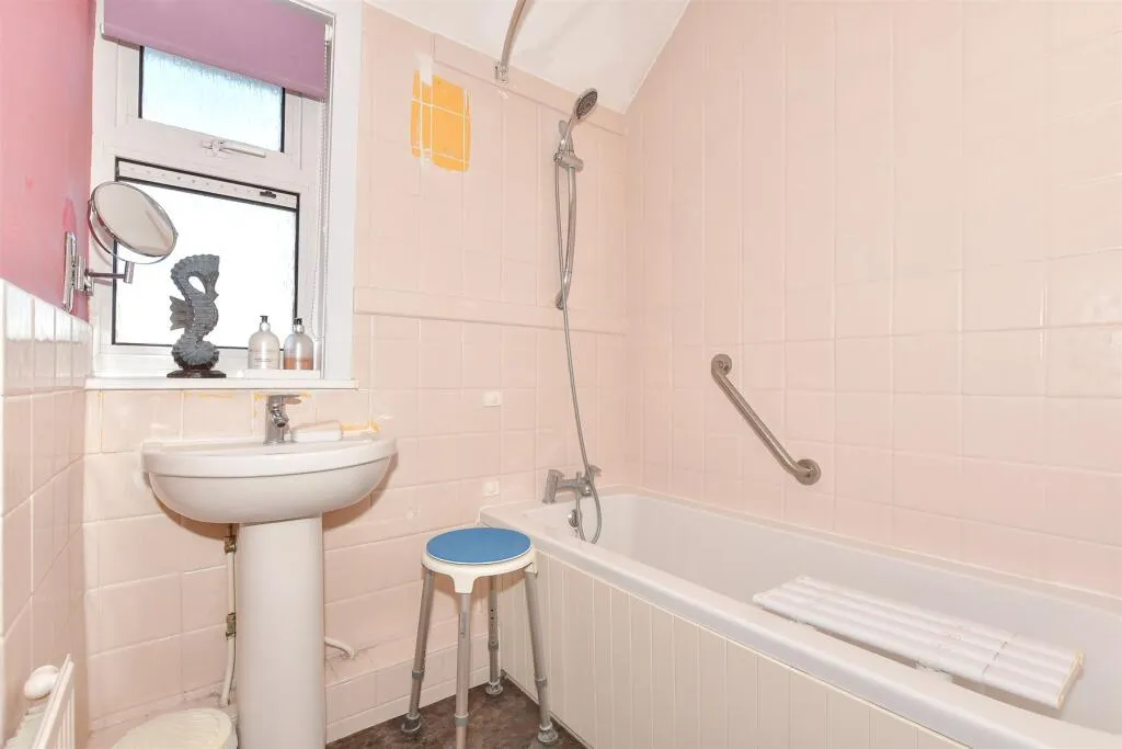 3 bed Terraced