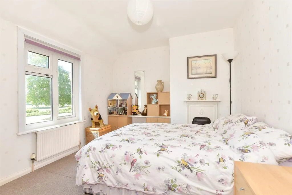 3 bed Terraced