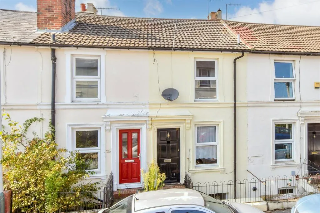 3 bed Terraced