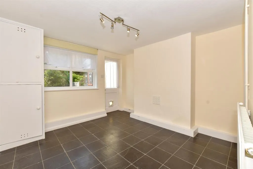 3 bed Terraced