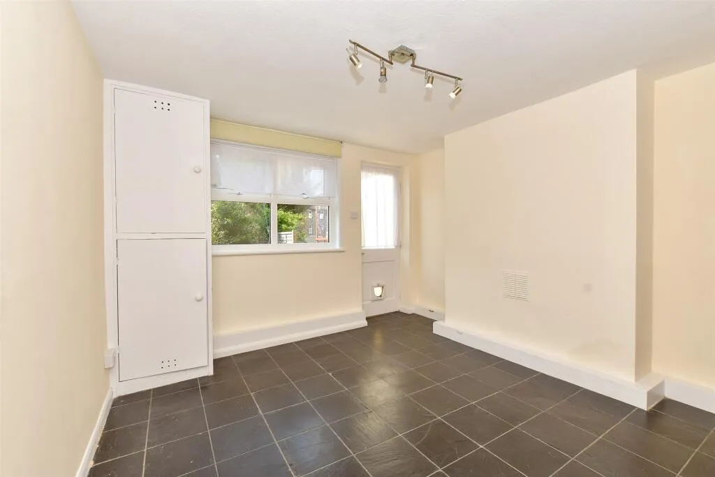 3 bed Terraced