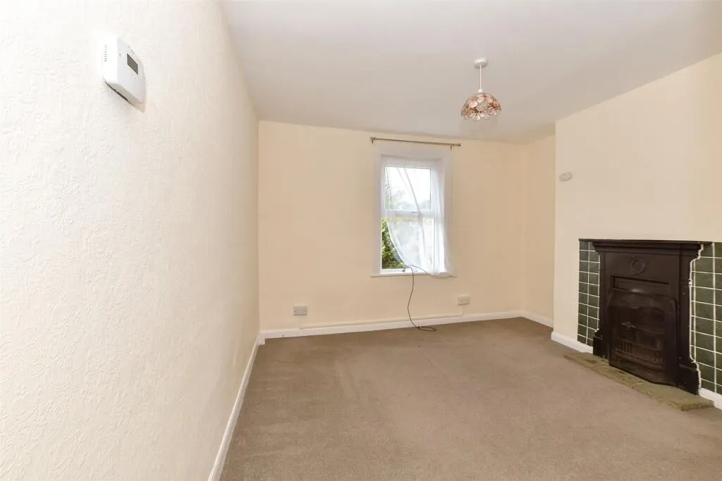 3 bed Terraced